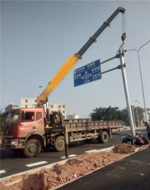 日照市设备吊装租赁吊车要用多大吊车